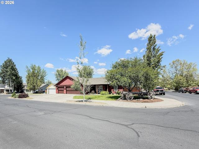 House for sale in Oregonia