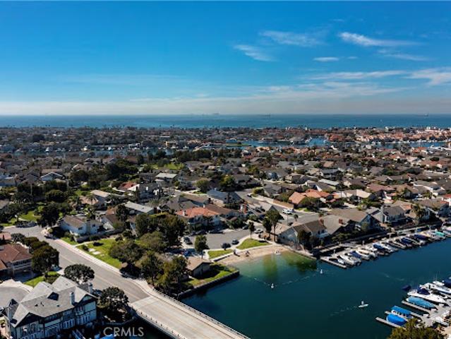 House for sale in Huntington Beach, California