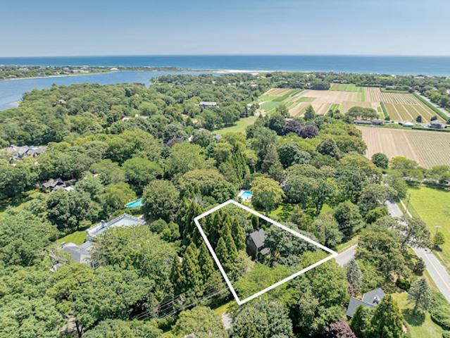 House for sale in Wainscott, New York