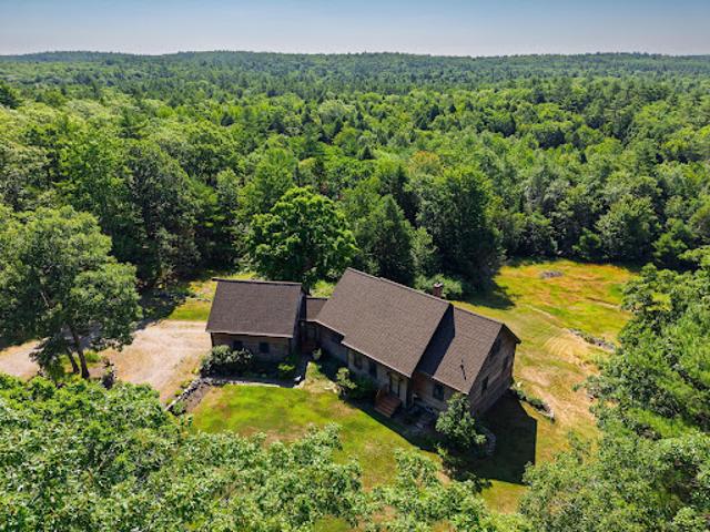House for sale in Newcastle, Maine
