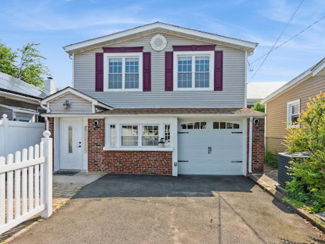 House for sale in Linden, New Jersey