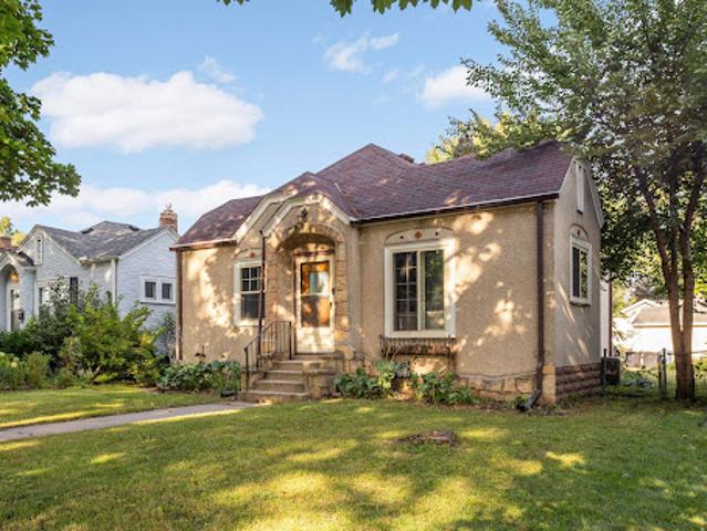 House for sale in Hennepin, Minnesota