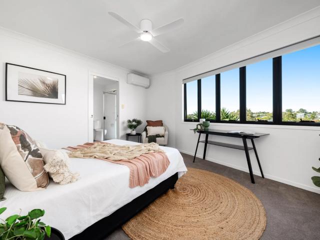 House for rent in Coorparoo, Greater Brisbane