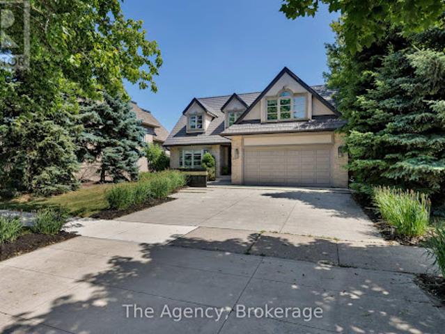 House for sale in Oakville, Ontario