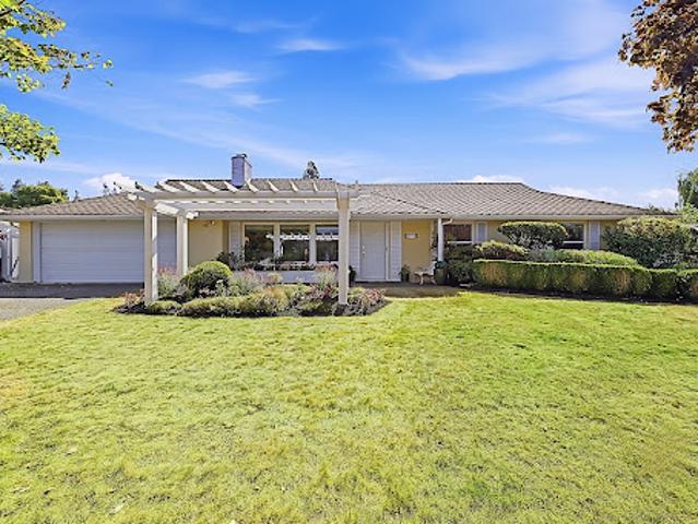 House for sale in Bellevue, Washington