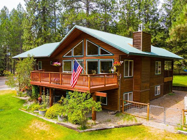 House for sale in Moyie Springs, Idaho