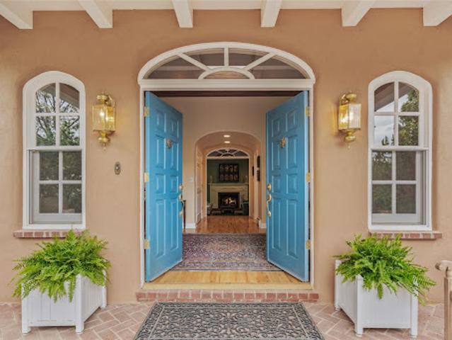 House for sale in Santa Fe, New Mexico