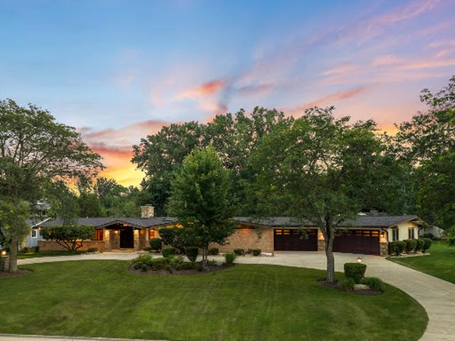 House for sale in Lincolnshire, Illinois