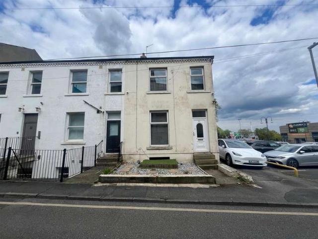 House for sale in Highfields, Huddersfield