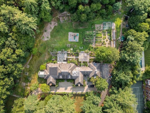 House for sale in Wellesley, Norfolk County