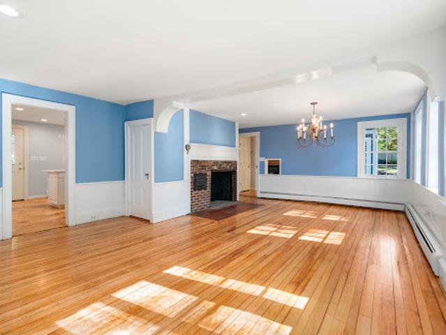 House for sale in Wayland, Middlesex County