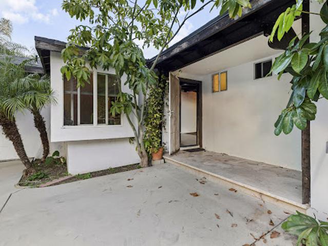 House for sale in Sylmar Neighborhood Council District, Canoga Park
