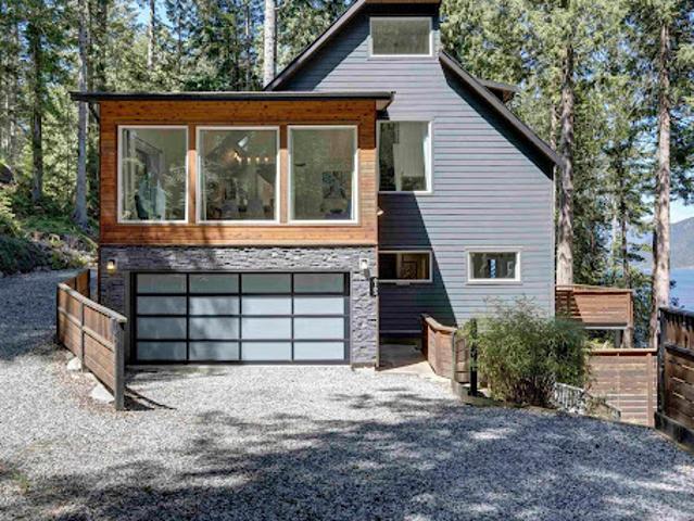 House for sale in Sechelt, British Columbia