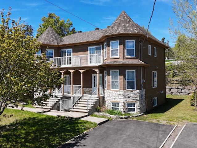 House for rent in Laurentides, Quebec