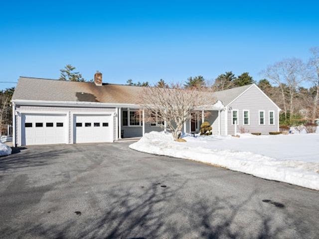 House for sale in Hanson, Massachusetts