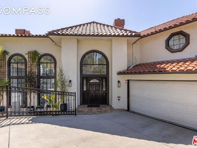 House for sale in Canoga Park, California