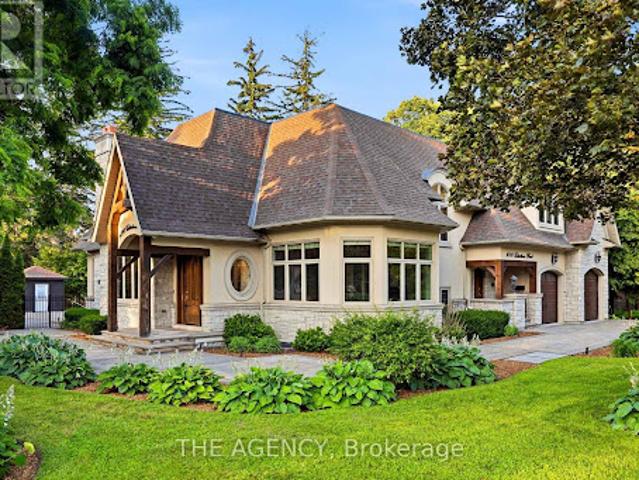 House for sale in Oakville, Ontario