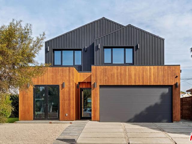 House for sale in Canoga Park, California