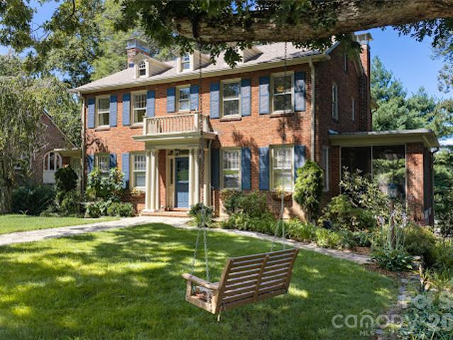 House for sale in Asheville, Buncombe County