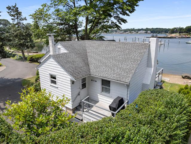 House for sale in Branford, Connecticut