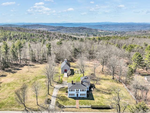 House for sale in New Hampshire