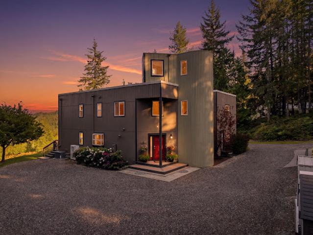 House for sale in Belfair, Washington