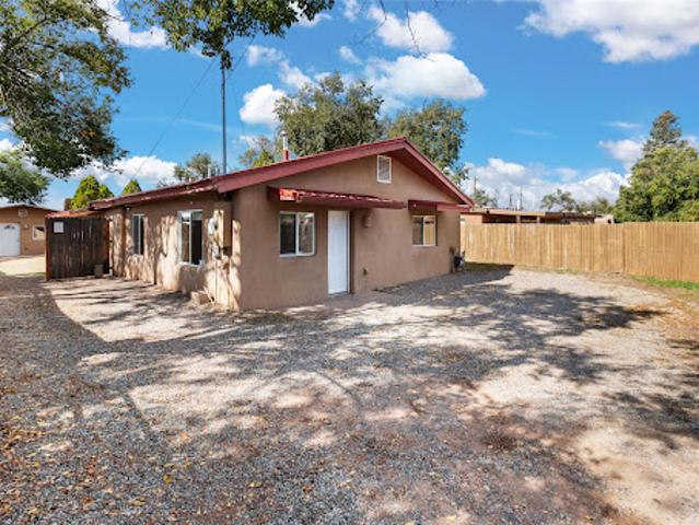 House for sale in Santa Fe, New Mexico