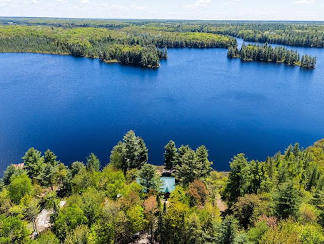 House for sale in Ontario