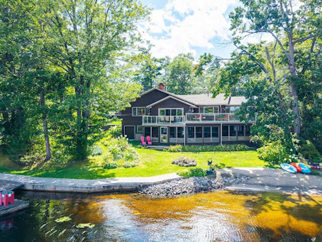 House for sale in Gravenhurst, Central Ontario