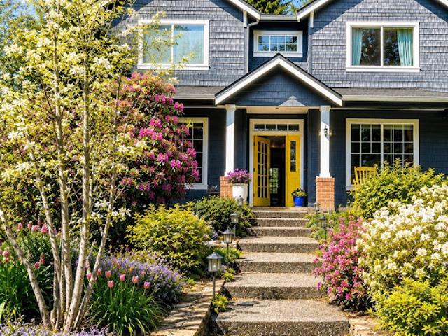 House for sale in Bainbridge Island, Washington