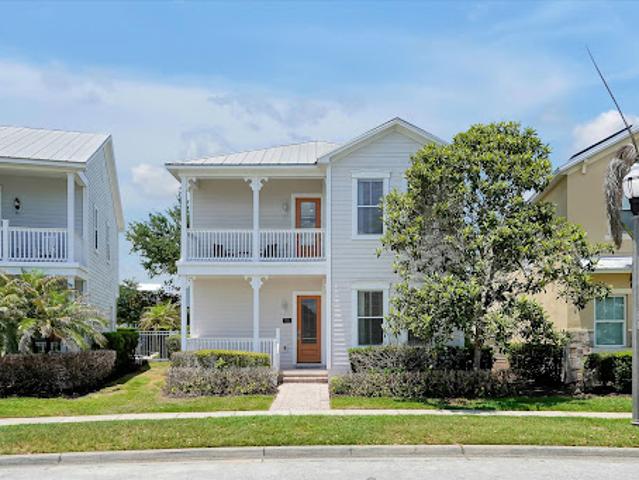 House for sale in Four Corners, Florida