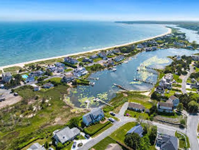 House for sale in Barnstable
