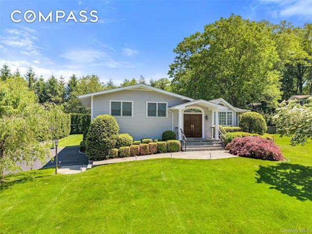 House for sale in Scarsdale, New York