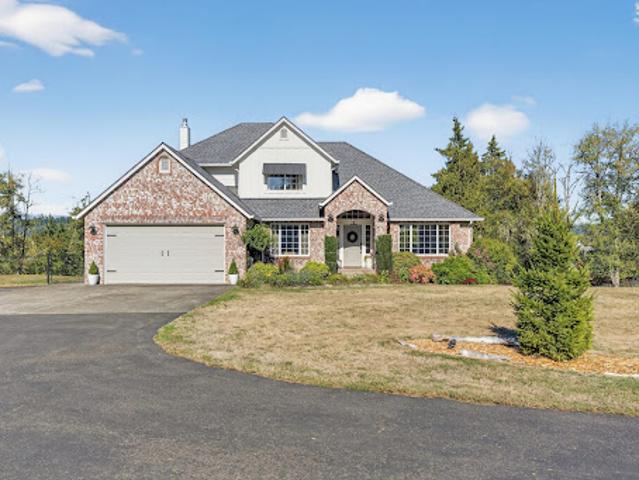 House for sale in Ridgefield, Washington