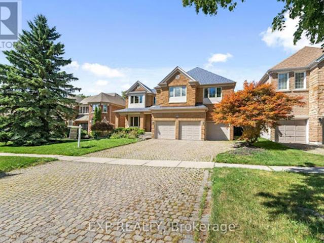 House for sale in East Gwillimbury, Ontario