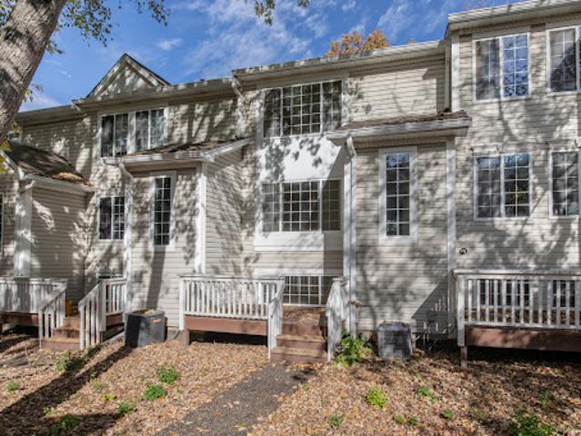 House for sale in Round Lake, Illinois