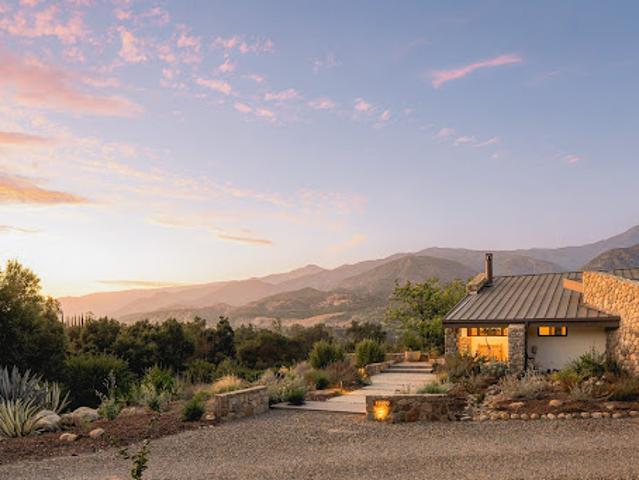 House for sale in Santa Paula, California