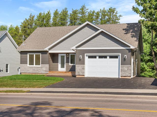 House for sale in Ville de Shediac, Westmorland County
