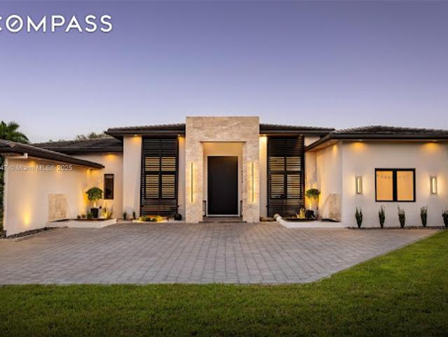 House for sale in Davie, Florida