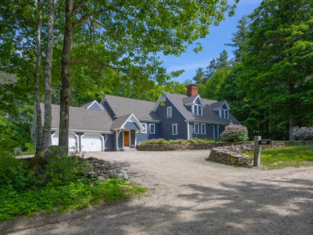 House for sale in New Hampshire