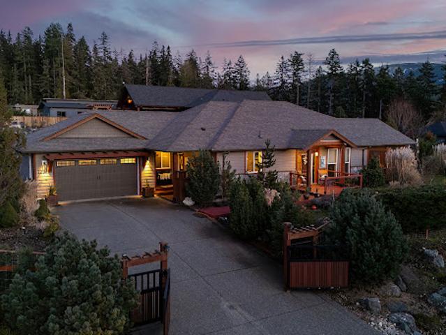 House for sale in Lake Cowichan, British Columbia