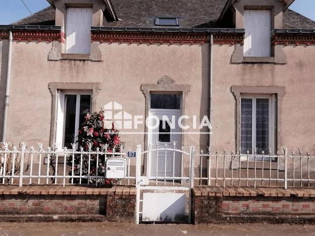 Maison location à Le Clos, Montbizot
