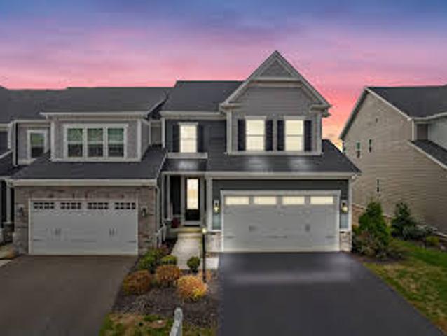 House for sale in Canonsburg