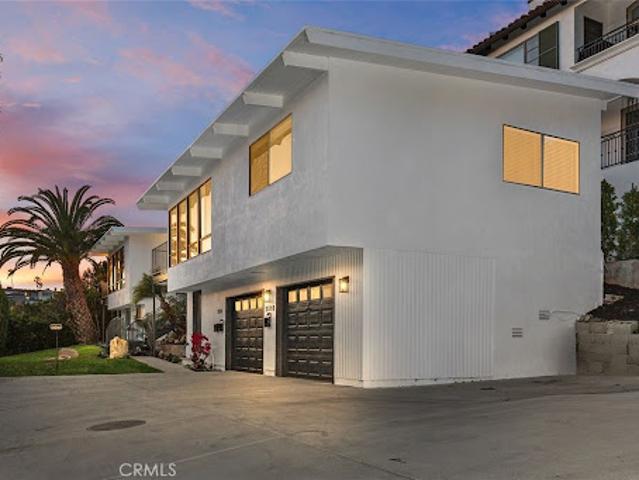 House for sale in Corona Del Mar, California