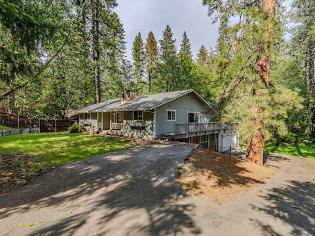 House for sale in Pine Grove, California