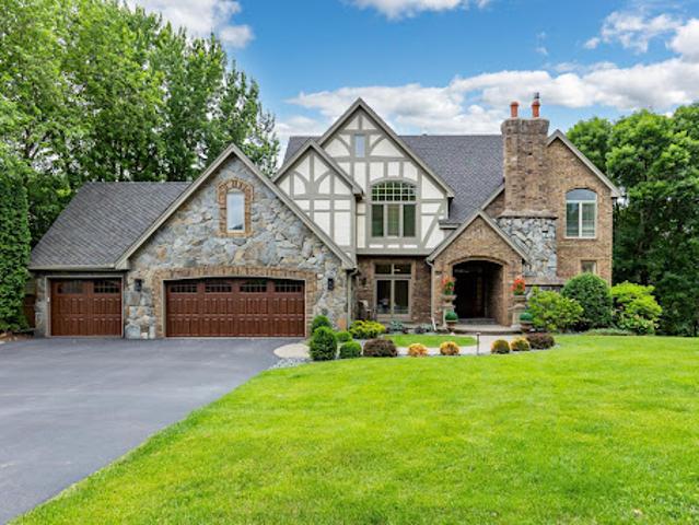 House for sale in Eden Prairie, Hennepin County