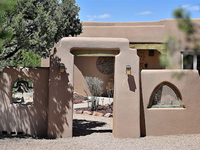 House for sale in Santa Fe, New Mexico