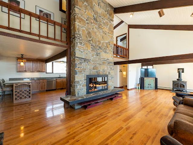 House for sale in Plantsville, Vermont