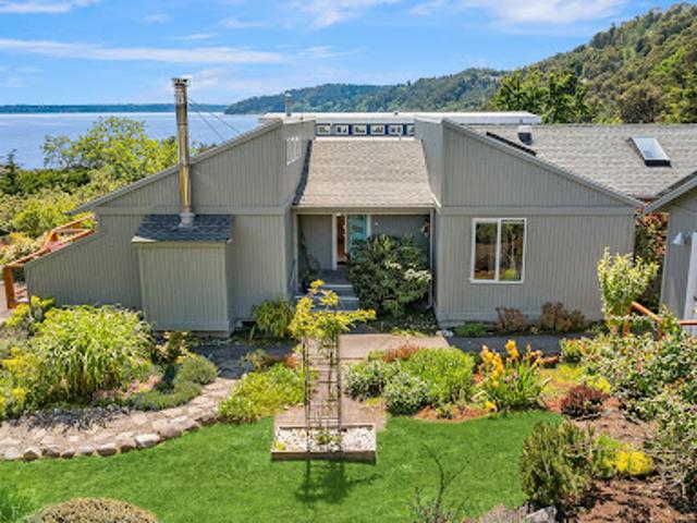 House for sale in Vashon, Washington