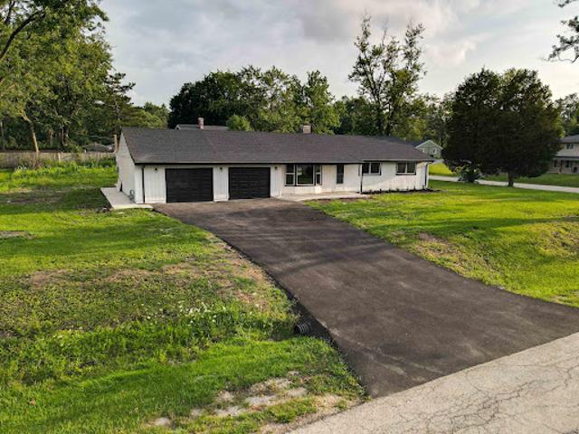 House for sale in Country Club Hills, Illinois